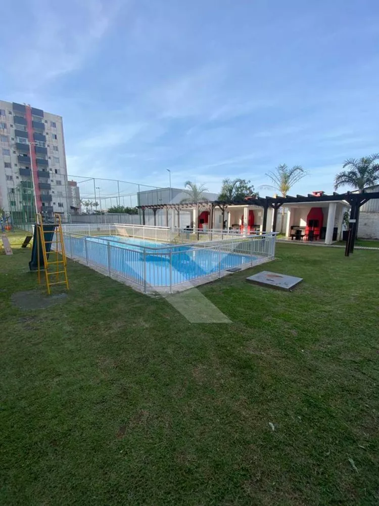 Apartamento à venda com 2 quartos, 55m² - Foto 2