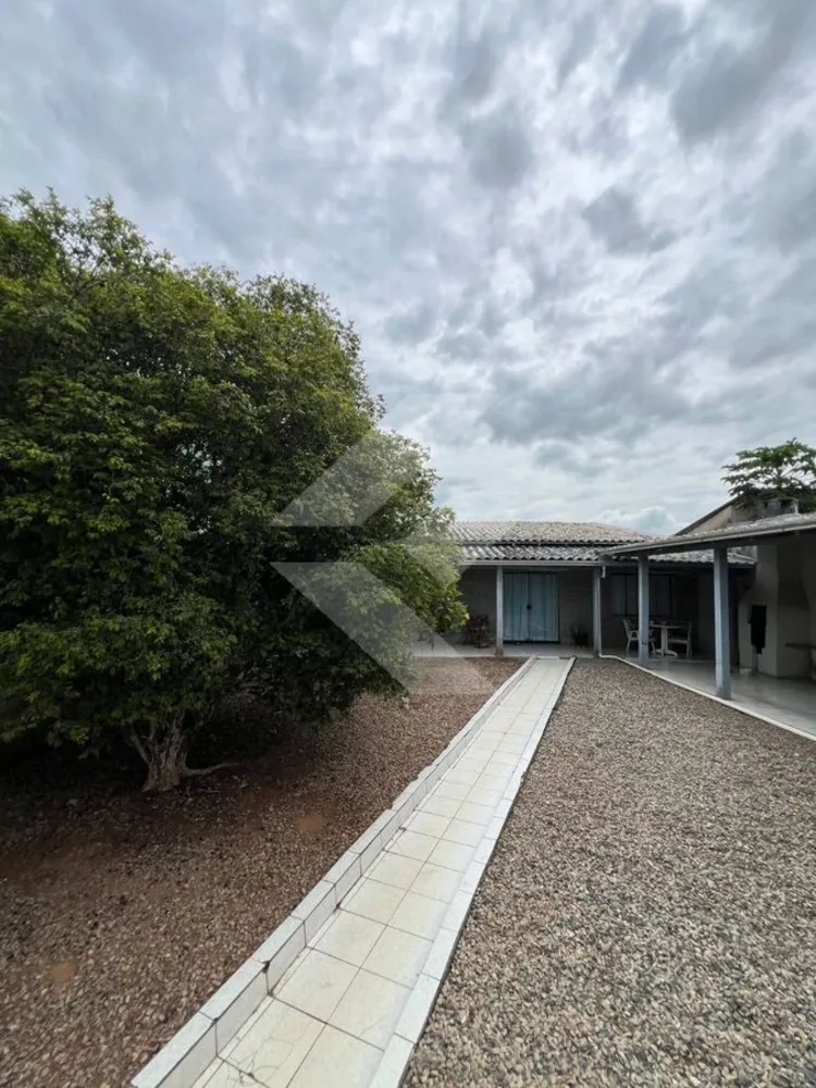 Casa, 3 quartos, 331 m² - Foto 1