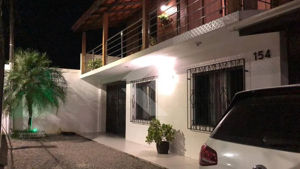 Casa, 2 quartos, 300 m² - Foto 1