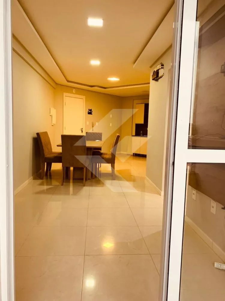 Apartamento à venda com 2 quartos, 66m² - Foto 3