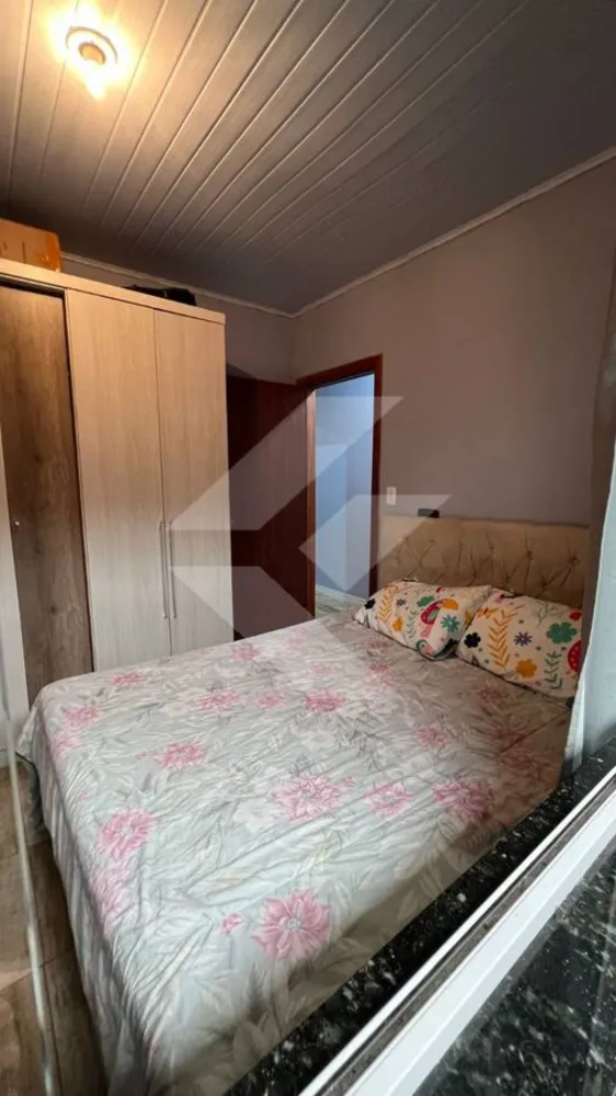 Casa, 2 quartos, 200 m² - Foto 1