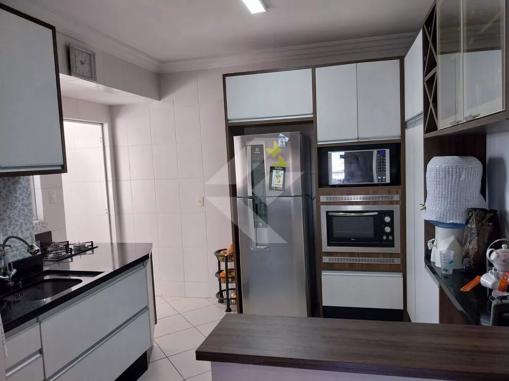 Apartamento à venda com 2 quartos, 58m² - Foto 6