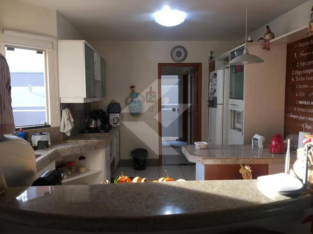 Casa, 4 quartos, 240 m² - Foto 7