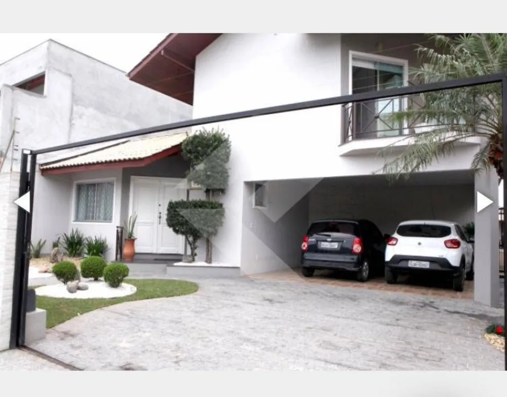 Casa, 4 quartos, 240 m² - Foto 1
