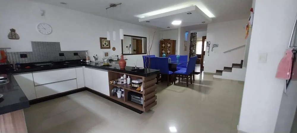 Sobrado, 4 quartos, 369 m² - Foto 2