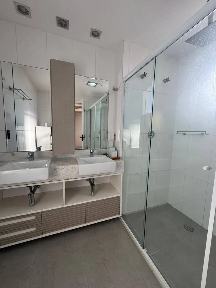 Cobertura, 3 quartos, 227 m² - Foto 8