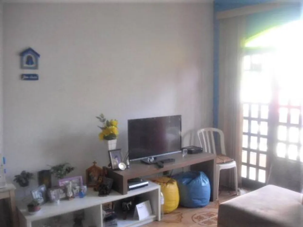 Casa, 7 quartos, 275 m² - Foto 2