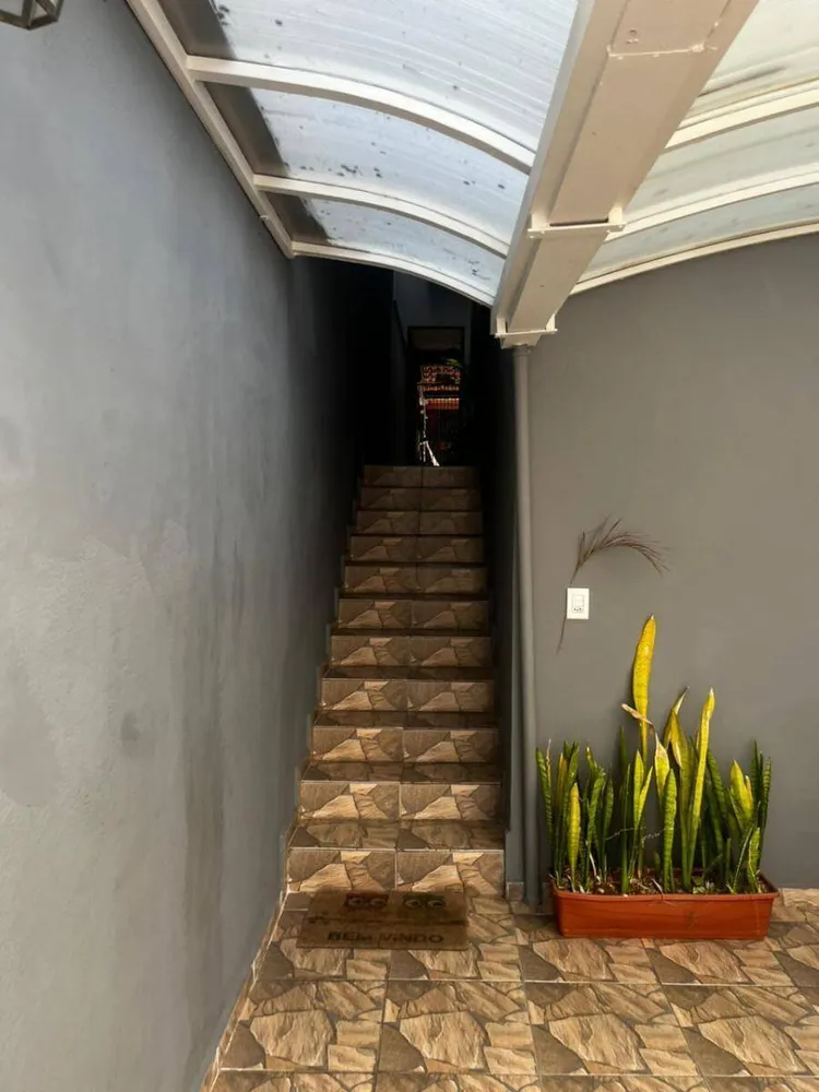 Casa, 3 quartos, 225 m² - Foto 2