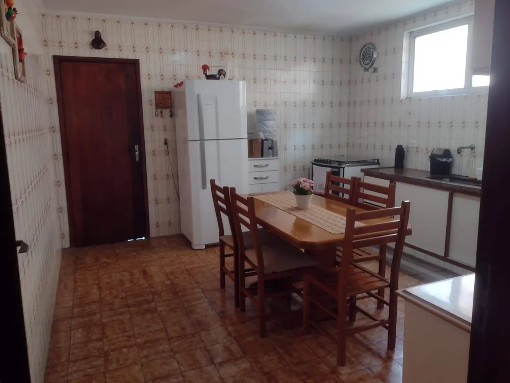 Casa, 5 quartos, 350 m² - Foto 2
