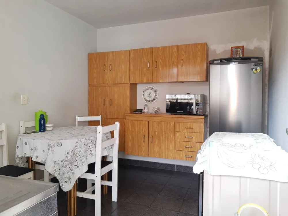 Casa, 2 quartos, 220 m² - Foto 1