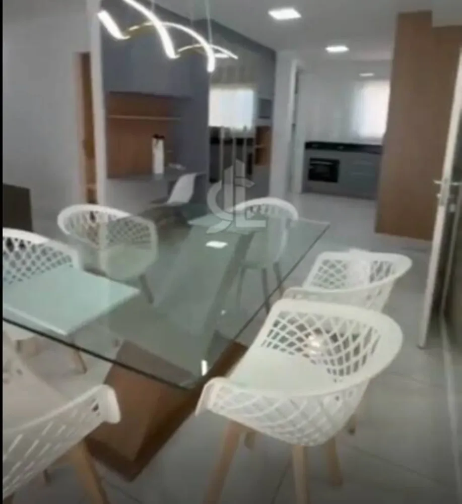 Apartamento, 3 quartos, 250 m² - Foto 1