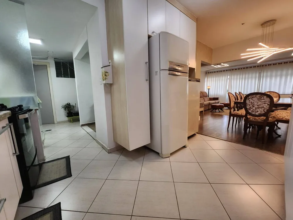 Apartamento, 3 quartos, 173 m² - Foto 2