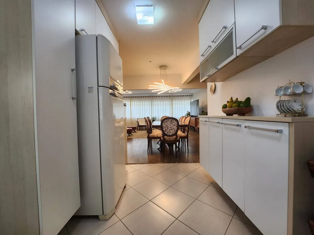 Apartamento, 3 quartos, 173 m² - Foto 1