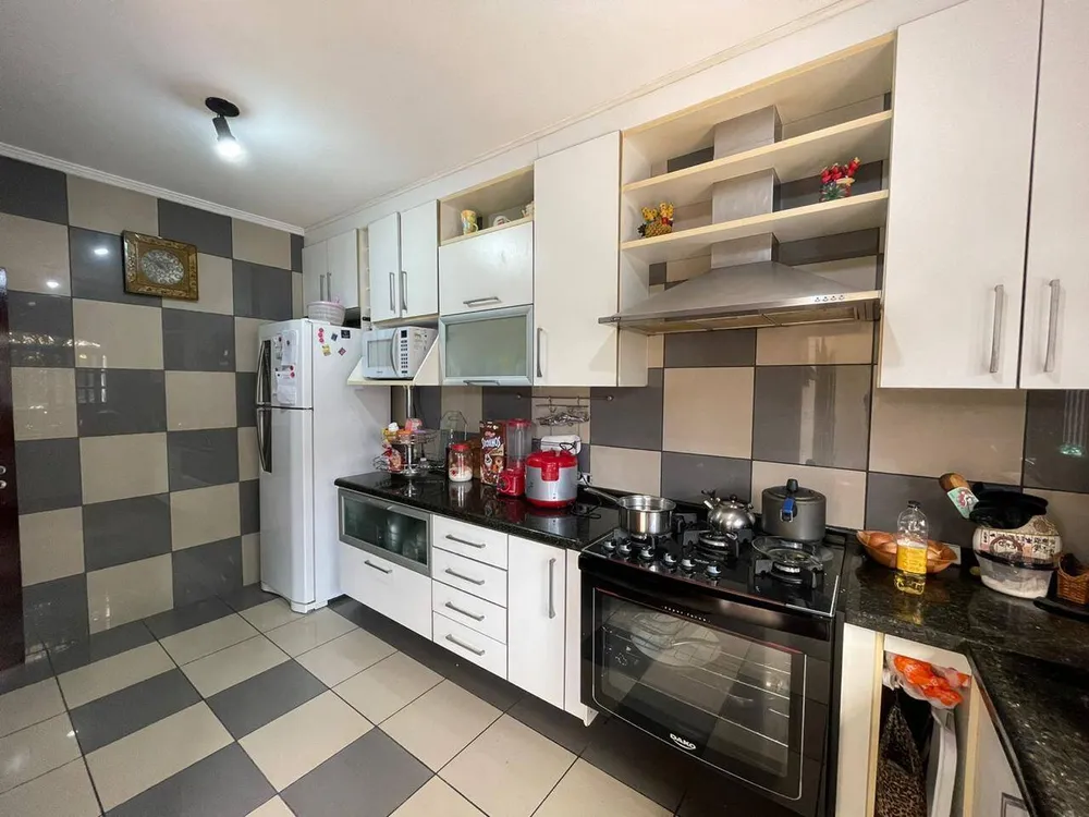 Casa, 3 quartos, 210 m² - Foto 6