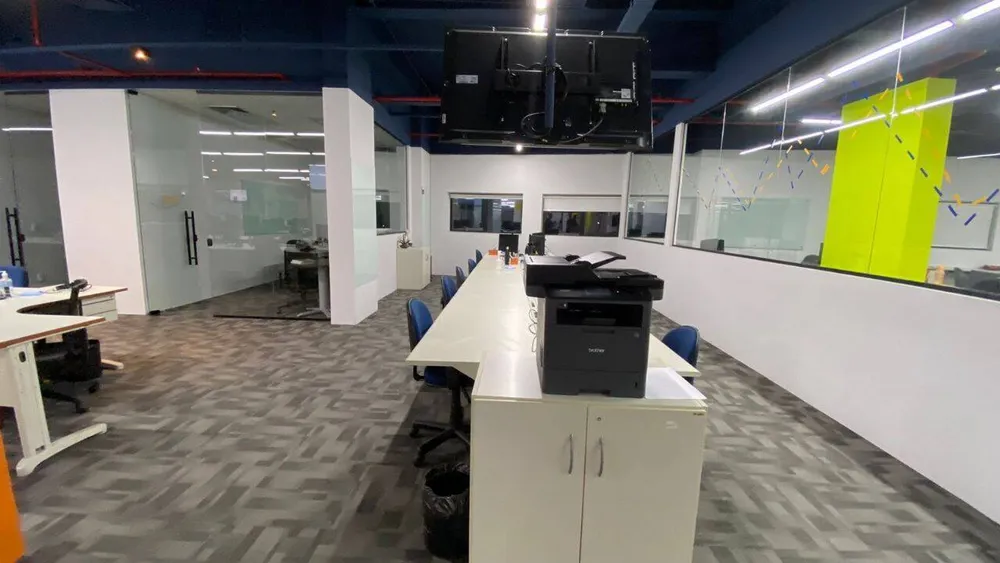 Sala-Conjunto, 1600 m² - Foto 8