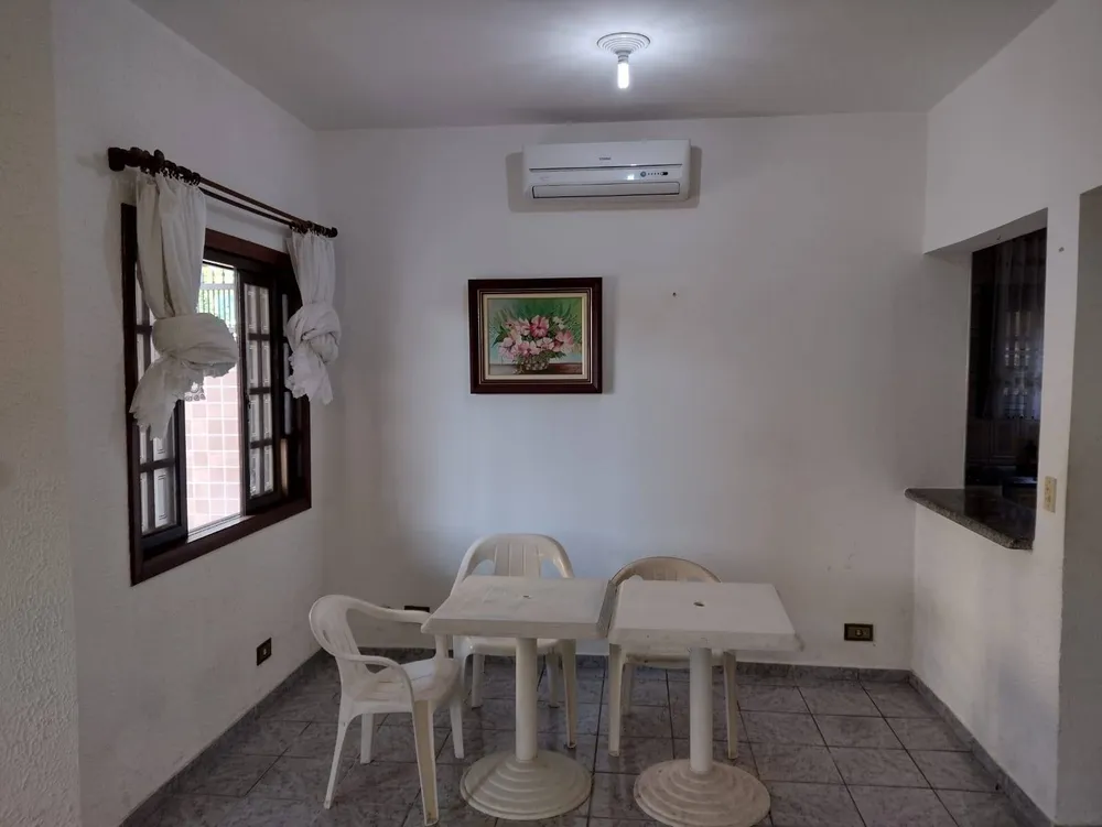 Casa, 3 quartos, 151 m² - Foto 2