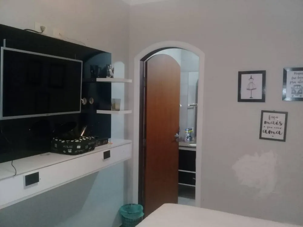 Sobrado, 4 quartos, 250 m² - Foto 1