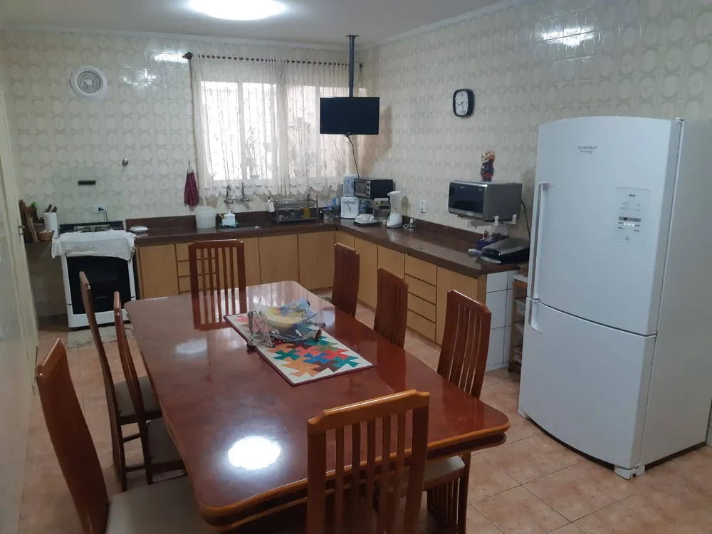 Sobrado, 3 quartos, 232 m² - Foto 2