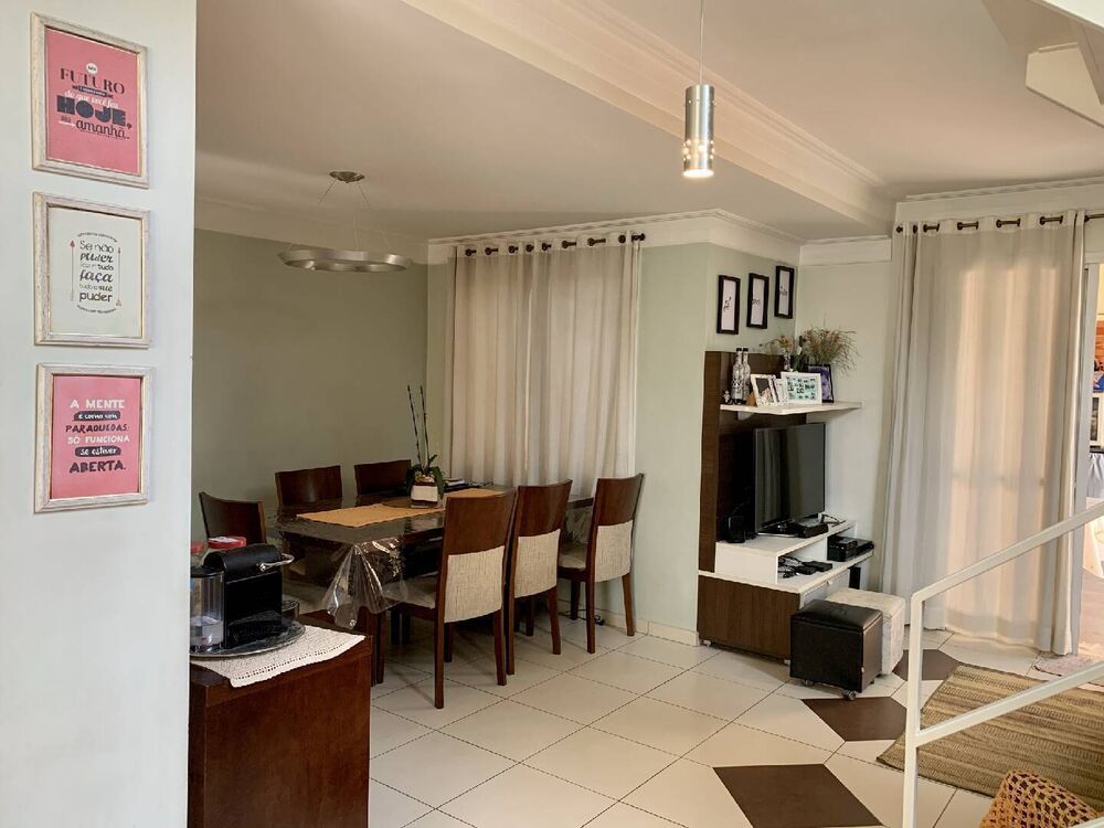 Sobrado à venda com 3 quartos, 126m² - Foto 1