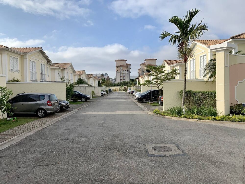 Sobrado à venda com 3 quartos, 126m² - Foto 4