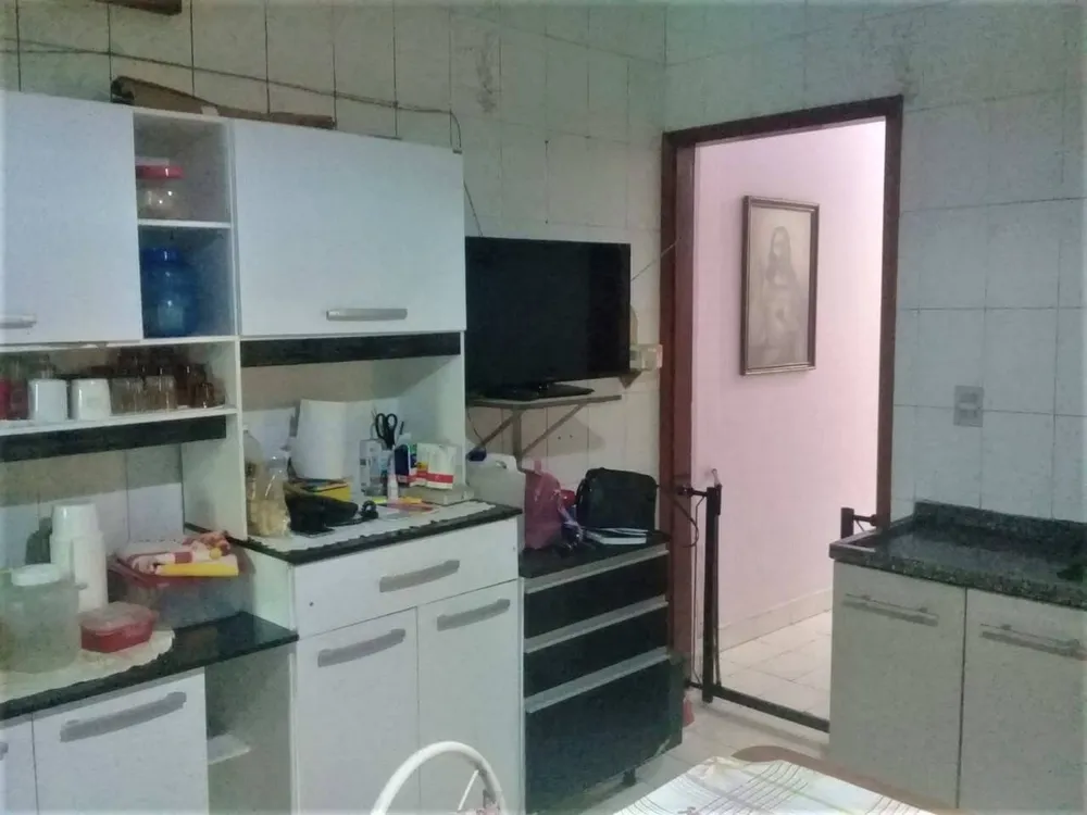 Casa, 2 quartos, 211 m² - Foto 1