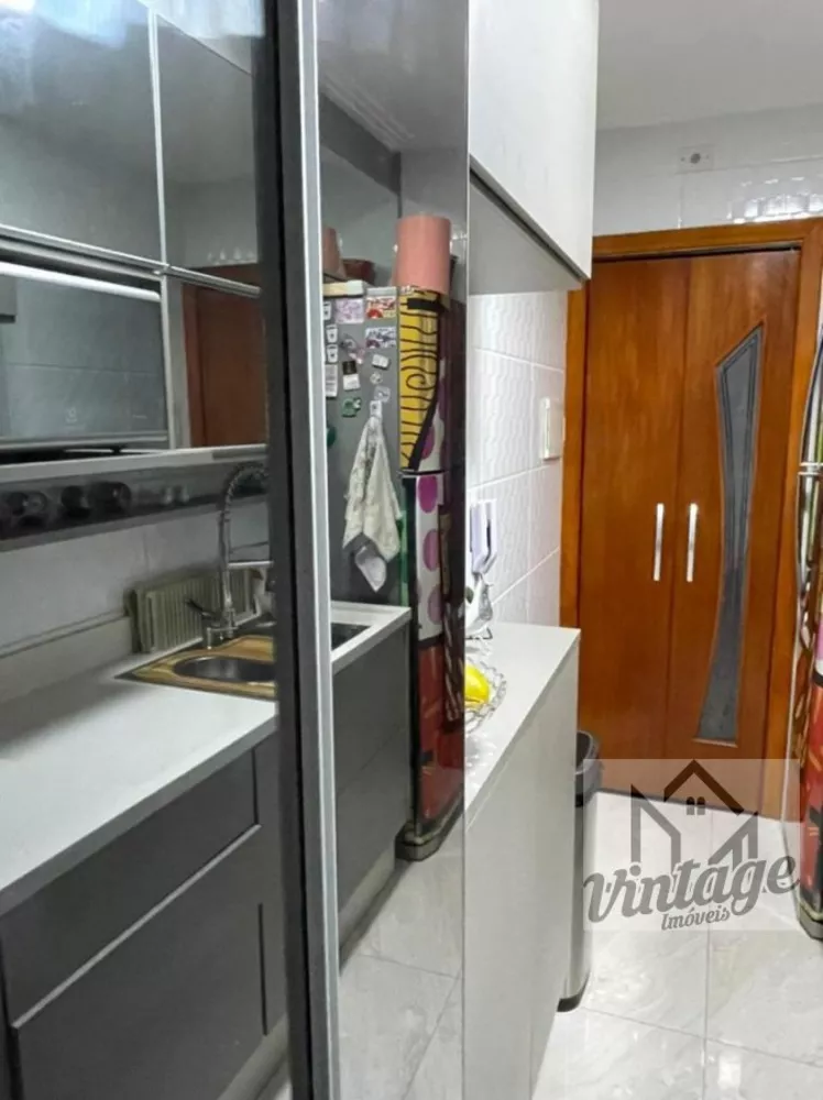 Apartamento à venda com 3 quartos, 58m² - Foto 4