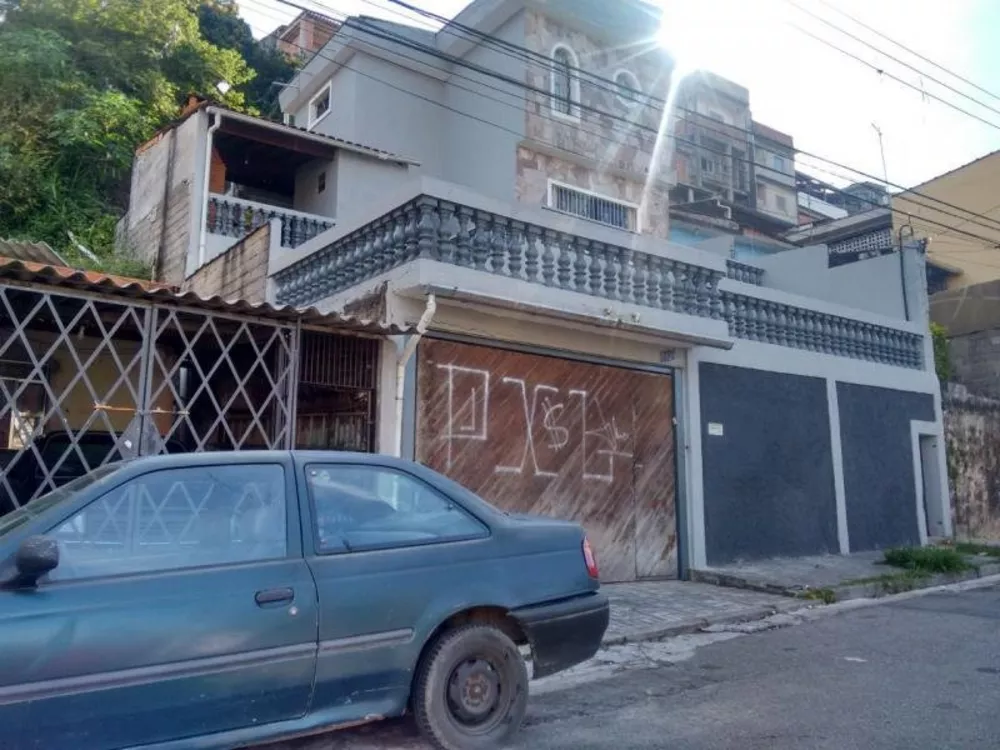 Sobrado à venda com 3 quartos, 160m² - Foto 1