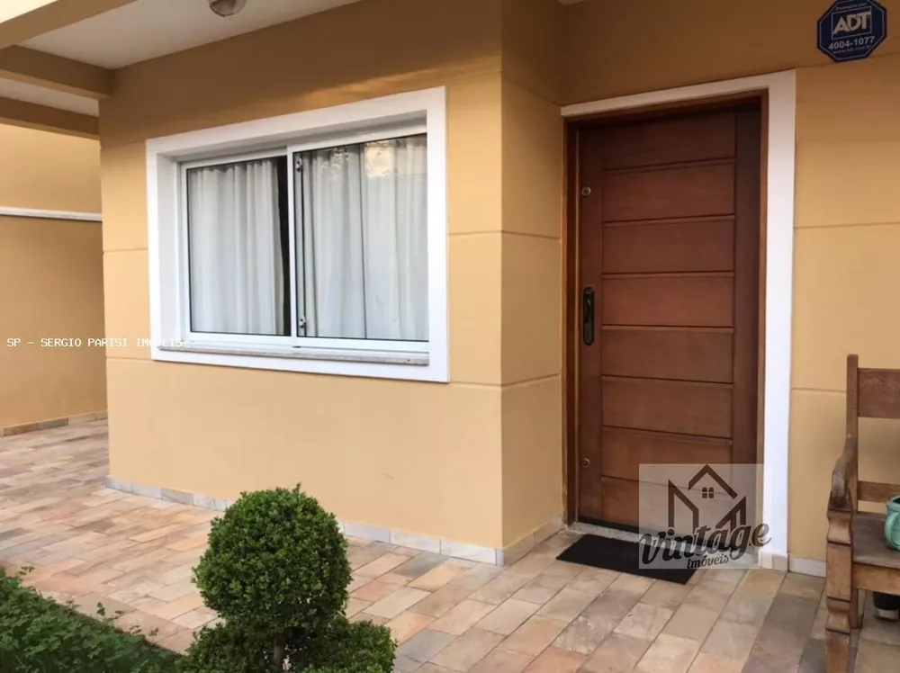 Sobrado à venda com 3 quartos, 194m² - Foto 2