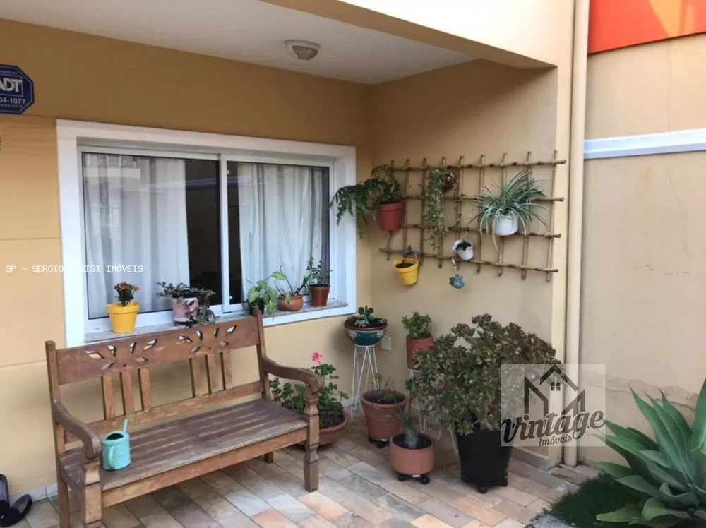 Sobrado à venda com 3 quartos, 194m² - Foto 3