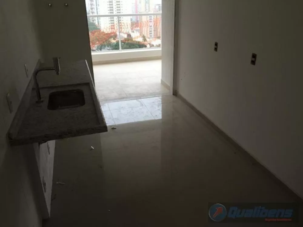 Apartamento à venda com 3 quartos, 137m² - Foto 4