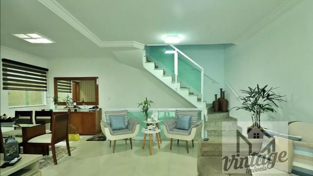 Sobrado à venda com 4 quartos, 178m² - Foto 2