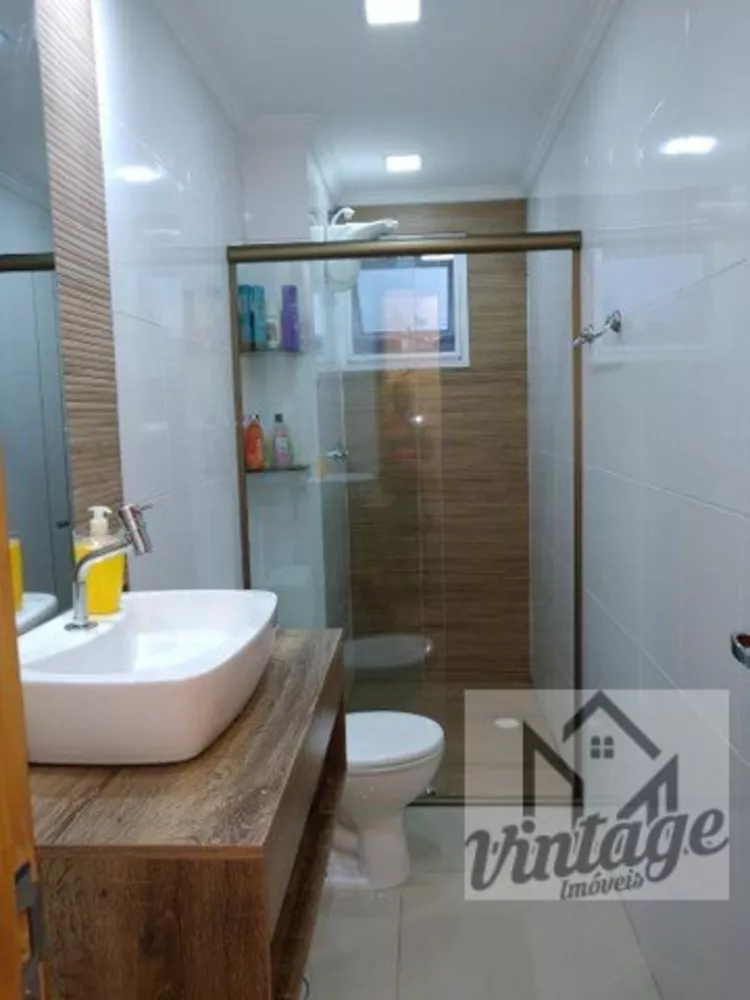 Apartamento à venda com 2 quartos, 82m² - Foto 2