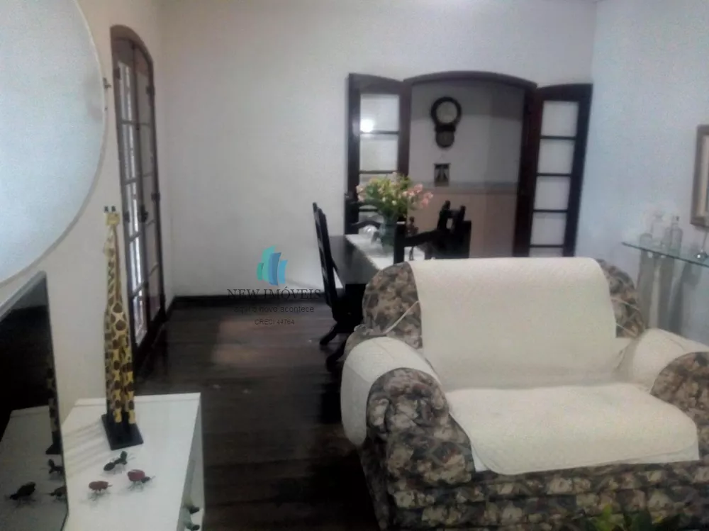 Casa, 3 quartos, 211 m² - Foto 3