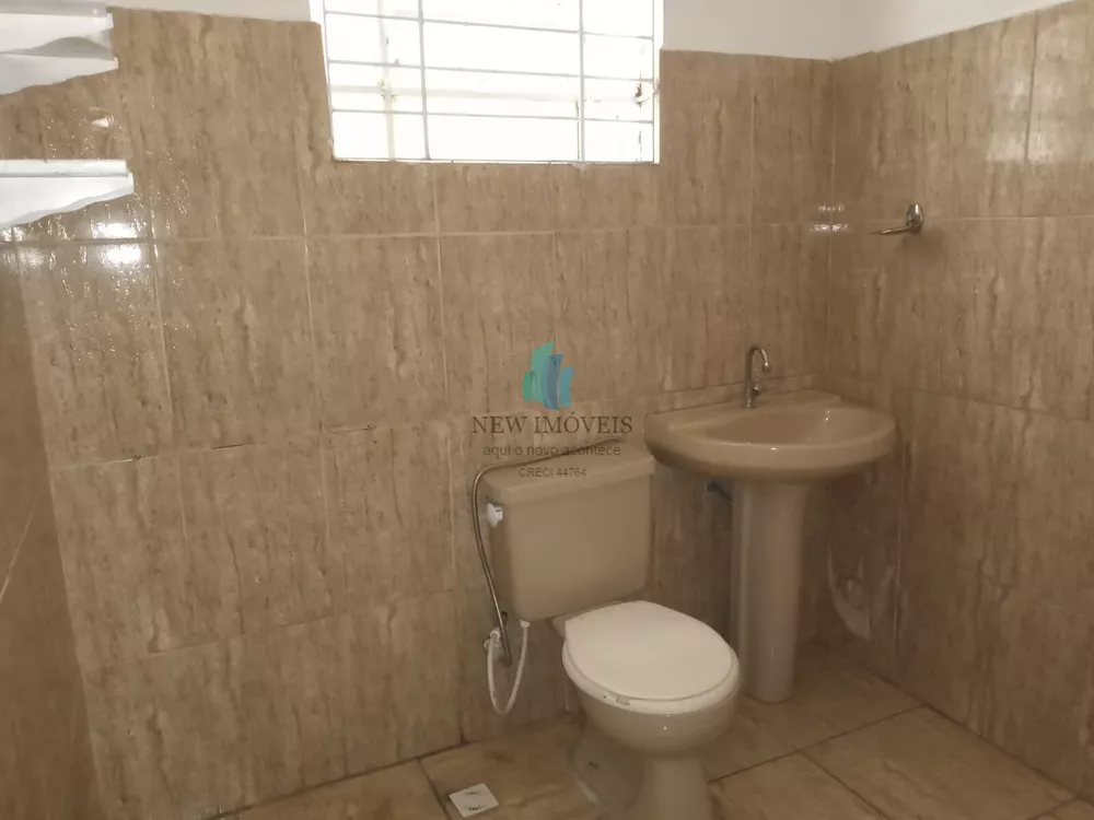 Casa para alugar com 3 quartos, 70m² - Foto 9