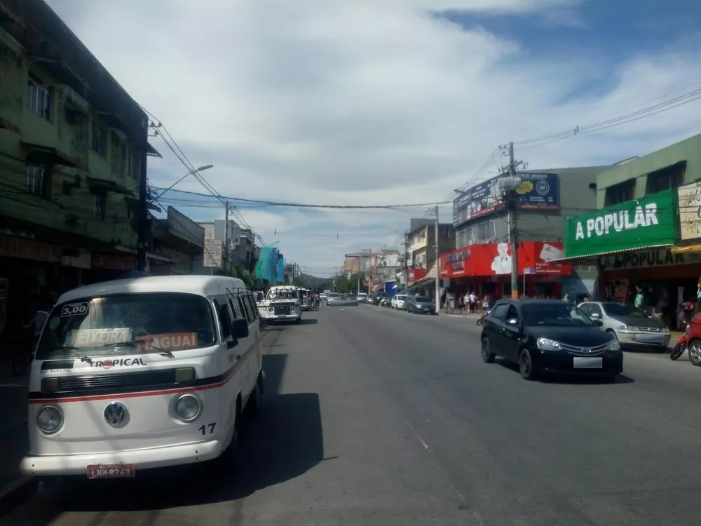 Loja-Salão, 240 m² - Foto 1