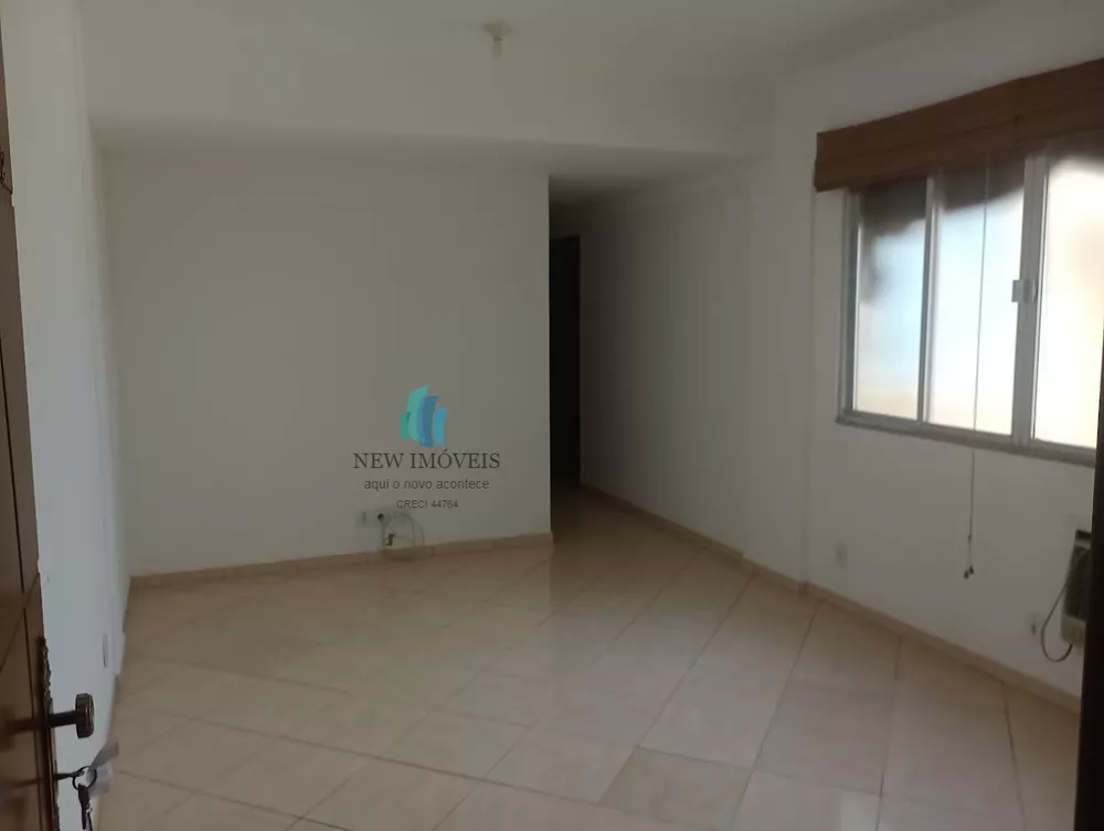 Apartamento para alugar com 3 quartos, 90m² - Foto 2