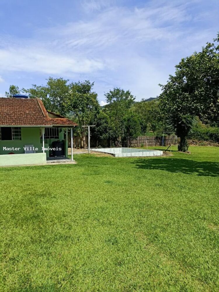 Chácara à venda com 4 quartos, 1200m² - Foto 2