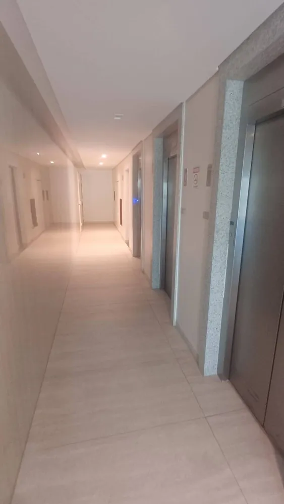 Apartamento, 3 quartos, 220 m² - Foto 1