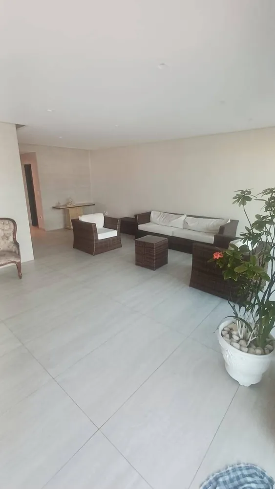 Apartamento, 3 quartos, 220 m² - Foto 3