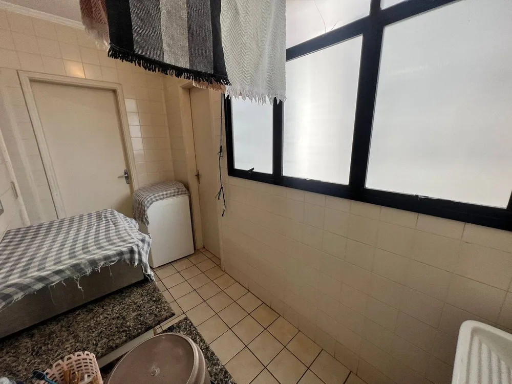 Apartamento, 3 quartos, 142 m² - Foto 2