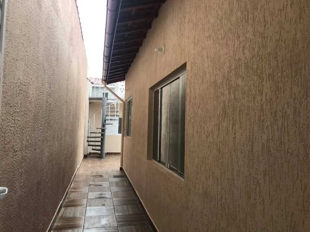 Casa, 3 quartos, 190 m² - Foto 2