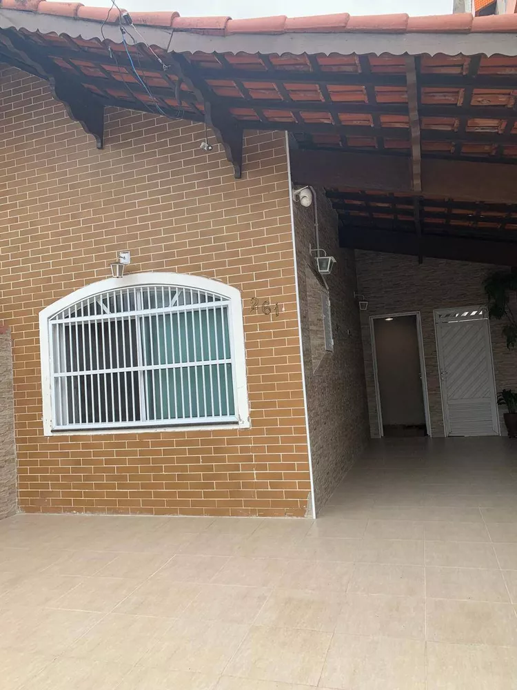 Casa à venda com 3 quartos, 210m² - Foto 3