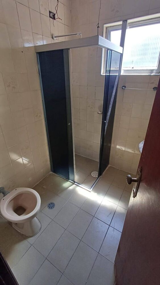 Apartamento para alugar com 3 quartos, 264m² - Foto 2