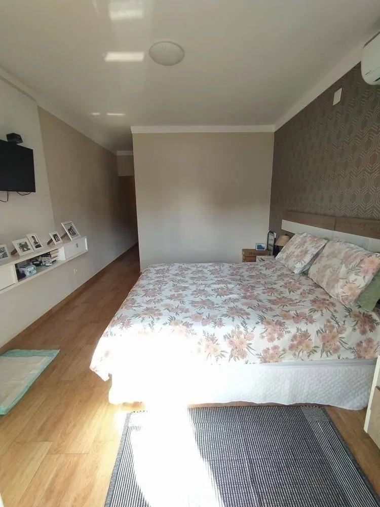 Casa, 4 quartos, 154 m² - Foto 1