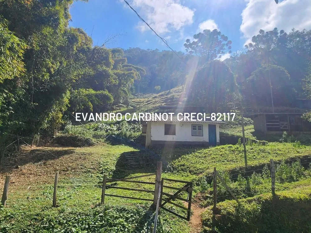 Apartamento, 4 quartos, 18000 m² - Foto 2