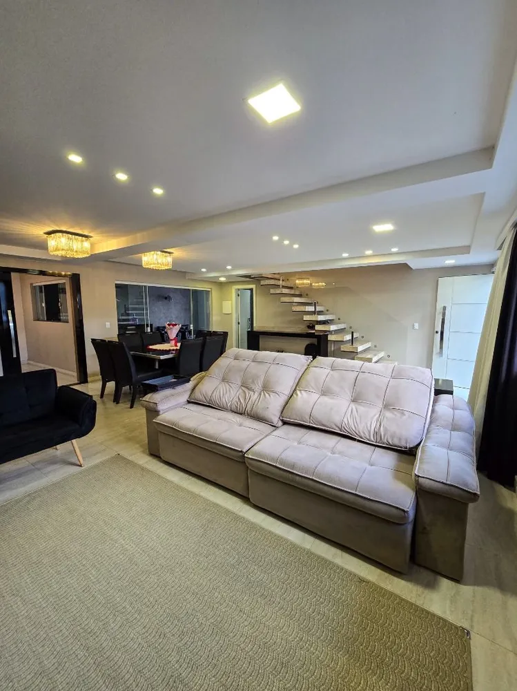 Sobrado, 280 m² - Foto 1