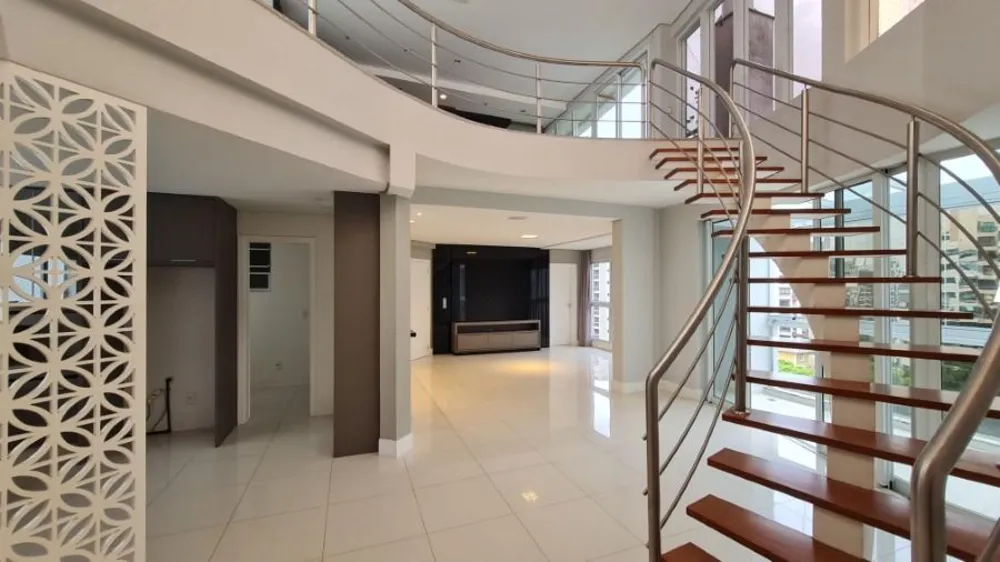 Cobertura, 4 quartos, 324 m² - Foto 2