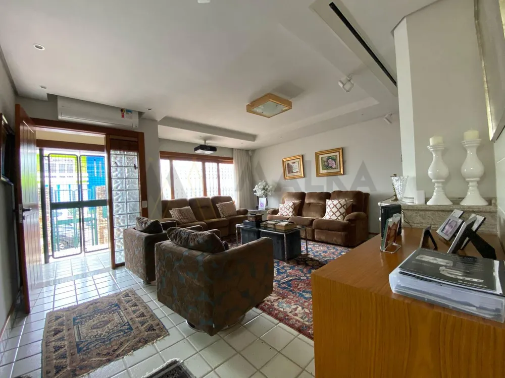 Casa, 5 quartos, 700 m² - Foto 3