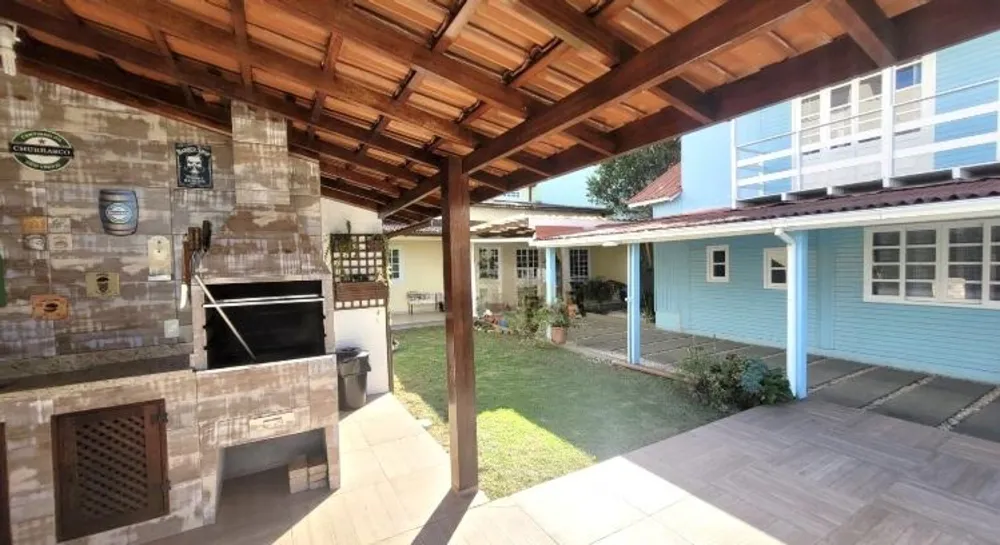 Casa, 5 quartos, 200 m² - Foto 1