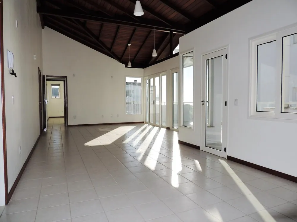Cobertura, 3 quartos, 247 m² - Foto 15
